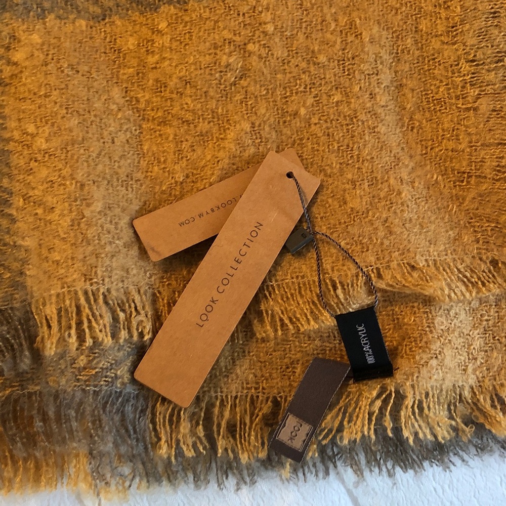 Scarf